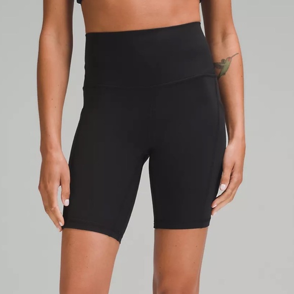 NWT lululemon Align™ High-Rise Short with Pockets 8” - Size 4 - Picture 3 of 6